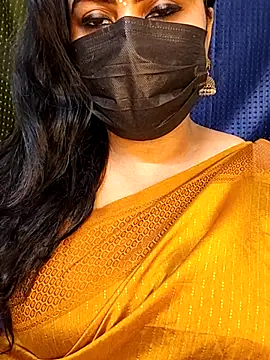 Snapshot of honey-flower chatting on October 8, 6:07 am honey-flower online show from October 8, 6:07 am