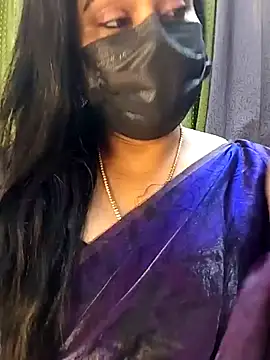 Snapshot of honey-flower chatting on November 2, 1:47 pm honey-flower online show from November 2, 1:47 pm