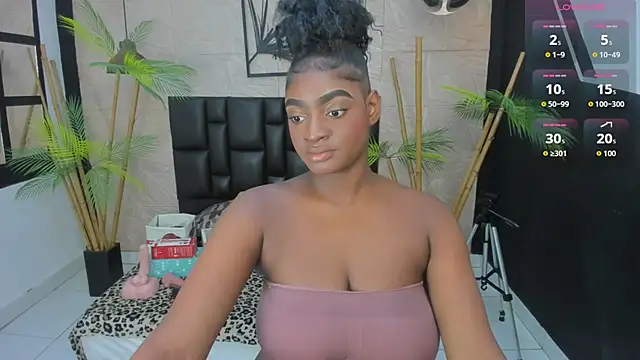 Snapshot of alana_bonny chatting on September 12, 12:23 pm alana bonny online show from September 12, 12:23 pm