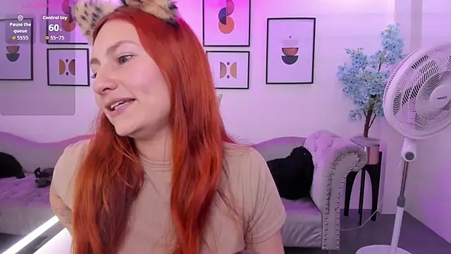 Snapshot of Alicia_leclair chatting on October 29, 3:55 am Alicia leclair online show from October 29, 3:55 am