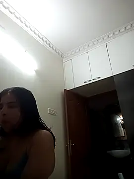 Snapshot of srimasrima chatting on October 16, 9:06 pm srimasrima online show from October 16, 9:06 pm