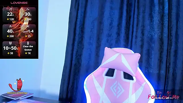 Snapshot of TilaTequila_15 chatting on October 7, 4:22 pm TilaTequila 15 online show from October 7, 4:22 pm