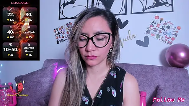 Snapshot of TilaTequila_15 chatting on October 22, 2:00 pm TilaTequila 15 online show from October 22, 2:00 pm