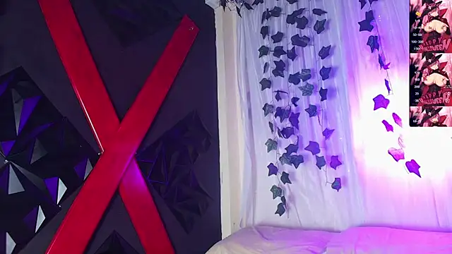 Snapshot of ivonne_diaz1 chatting on October 27, 7:41 pm ivonne diaz1 online show from October 27, 7:41 pm