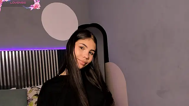 Snapshot of Emilybeltons chatting on September 30, 7:30 pm Emilybeltons online show from September 30, 7:30 pm