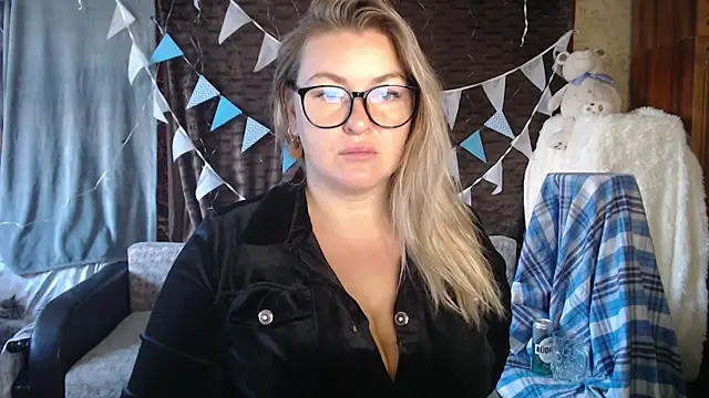 NikaSkylink online show from October 2, 3:55 am