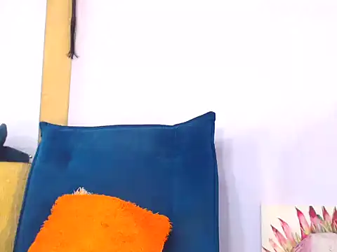 Snapshot of SexyScarlet101 chatting on September 30, 3:34 am SexyScarlet101 online show from September 30, 3:34 am