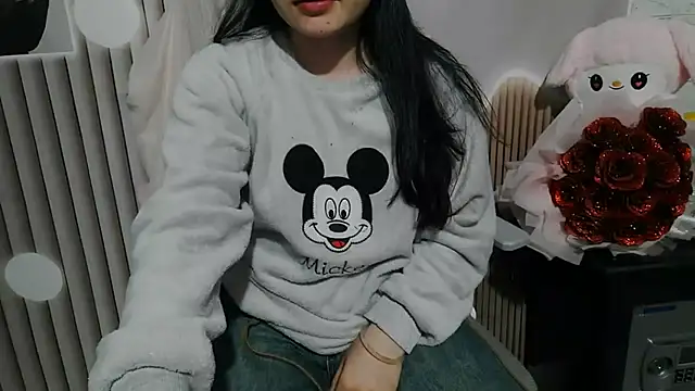 Emachiii online show from November 19, 4:45 am