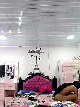 translatina777 online show from October 4, 8:13 pm