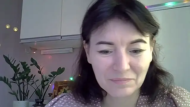 Krystal 82 online show from October 15, 9:23 am