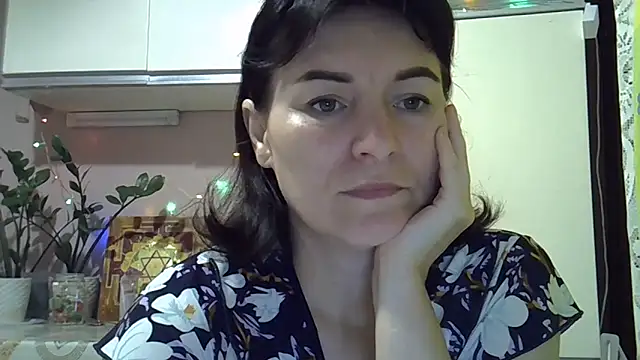 Krystal 82 online show from September 28, 5:51 pm