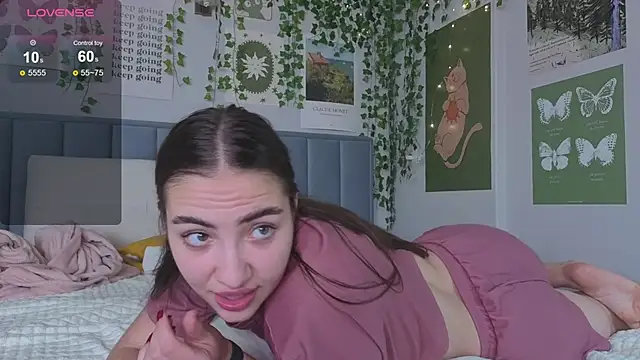 Ashley Pierce online show from September 19, 8:57 am