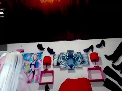 Snapshot of blondehot5v chatting on September 17, 12:14 pm blondehot5v online show from September 17, 12:14 pm