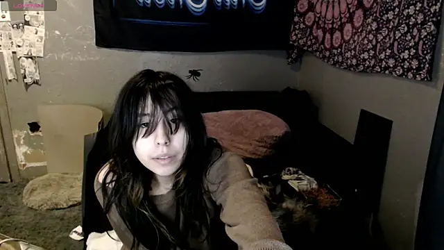 London Ray online show from October 17, 7:00 am