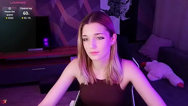 Sandy Belle online show from September 20, 6:39 pm