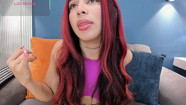 MartinaBlakees online show from November 19, 1:55 pm