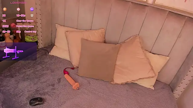 Seshat Hitt online show from November 22, 4:04 am