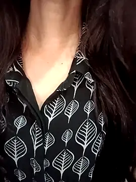 Queen Pooja7 online show from September 11, 4:07 pm