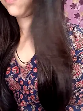 Queen Pooja7 online show from October 11, 5:48 pm