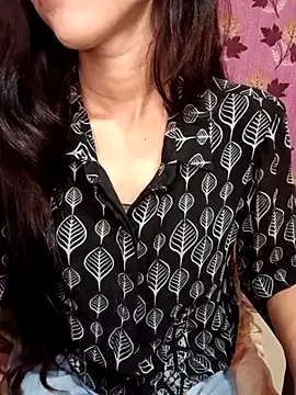 Queen Pooja7 online show from September 17, 6:50 pm