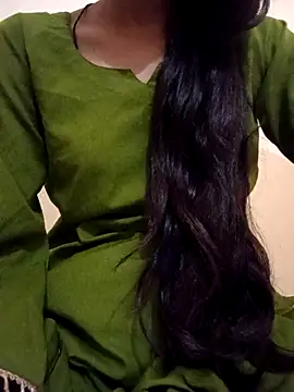 Queen Pooja7 online show from September 26, 10:35 am