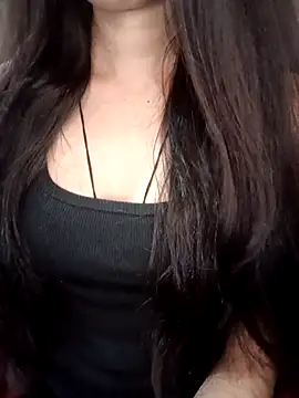 Queen Pooja7 online show from October 18, 6:42 pm