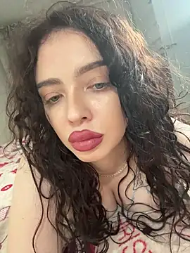 Hannah xBaby online show from December 3, 1:02 pm