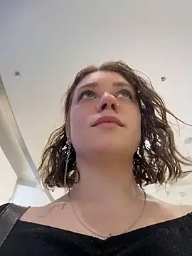 lucy-joy online show from October 10, 9:36 am