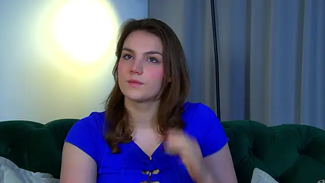 Snapshot of KarenClarks chatting on October 21, 6:34 pm KarenClarks online show from October 21, 6:34 pm