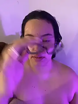 Snapshot of Emily_Taylor2 chatting on October 16, 1:52 am Emily Taylor2 online show from October 16, 1:52 am