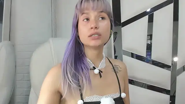 Snapshot of barbieambar chatting on October 11, 3:04 pm barbieambar online show from October 11, 3:04 pm