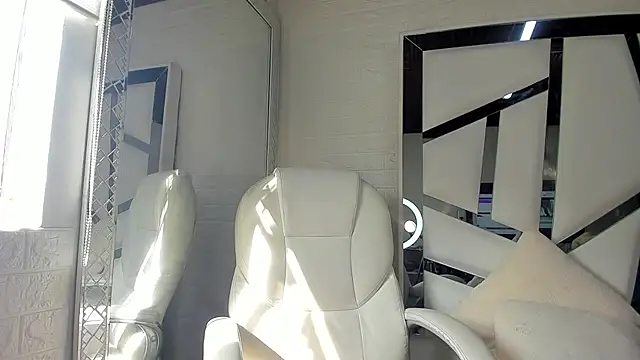 Snapshot of barbieambar chatting on September 23, 1:09 pm barbieambar online show from September 23, 1:09 pm