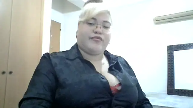 GoddessMocha online show from September 25, 12:59 pm