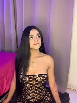 Snapshot of Dulcekitty__ chatting on October 17, 11:02 am Dulcekitty online show from October 17, 11:02 am