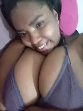 Snapshot of SamaraArtiaga1 chatting on September 19, 3:27 am SamaraArtiaga1 online show from September 19, 3:27 am