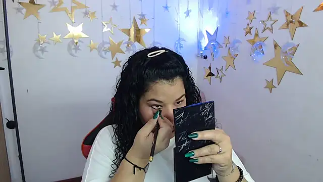 Snapshot of May_fk chatting on October 12, 3:20 am May fk online show from October 12, 3:20 am