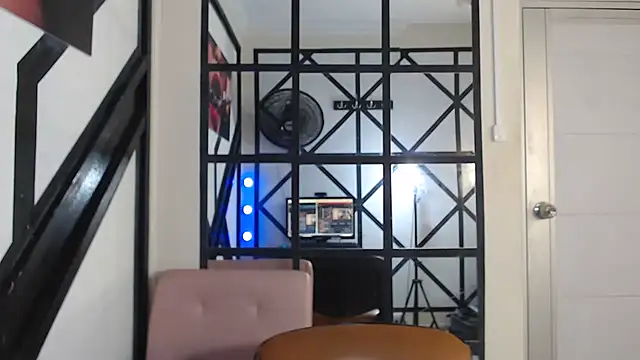 Snapshot of May_fk chatting on October 22, 4:06 am May fk online show from October 22, 4:06 am