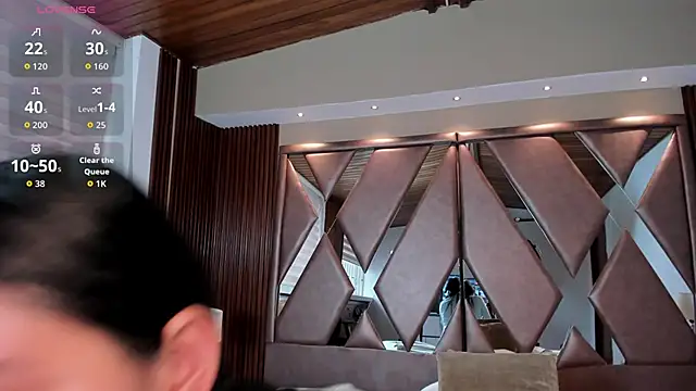 AidaJones online show from April 8, 11:45 am