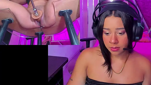 Snapshot of Gina_Kurt chatting on September 24, 3:38 am Gina Kurt online show from September 24, 3:38 am