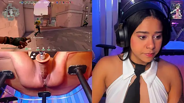 Snapshot of Gina_Kurt chatting on October 12, 3:42 am Gina Kurt online show from October 12, 3:42 am