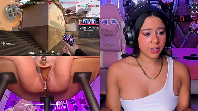 Snapshot of Gina_Kurt chatting on October 31, 4:25 am Gina Kurt online show from October 31, 4:25 am