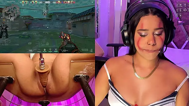 Snapshot of Gina_Kurt chatting on October 18, 4:48 am Gina Kurt online show from October 18, 4:48 am