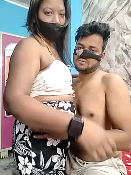 hornyzinia123 online show from December 17, 3:33 am