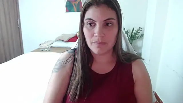 Secret Bella online show from December 4, 9:59 pm