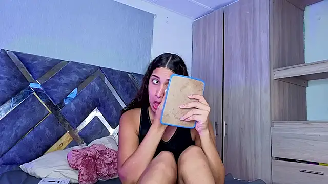 candice777 online show from December 19, 1:58 pm