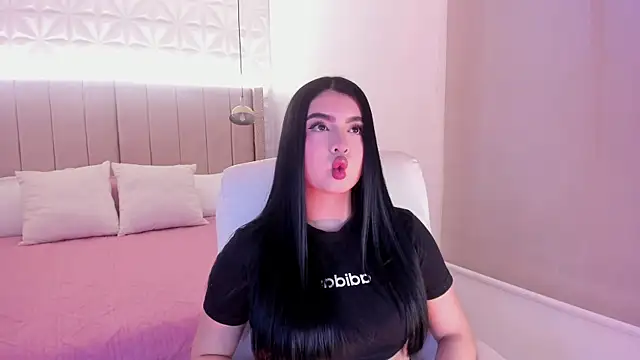 Sweety Nicole  online show from May 14, 2:23 pm