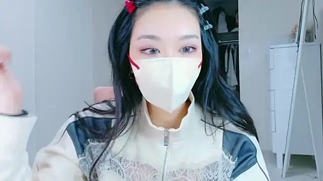 ramuchan desu online show from October 27, 2:18 am