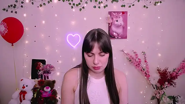 Amanda Bright  online show from April 2, 2:14 pm