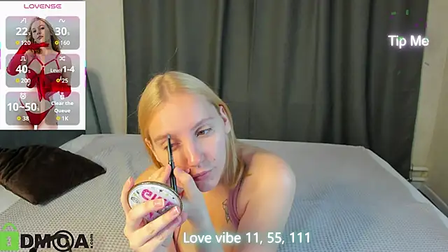 Snapshot of Anna_Chelsea chatting on October 6, 11:53 pm Anna Chelsea online show from October 6, 11:53 pm