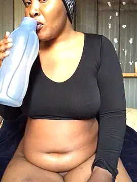 Snapshot of sweetLady89 chatting on September 30, 5:57 am sweetLady89 online show from September 30, 5:57 am